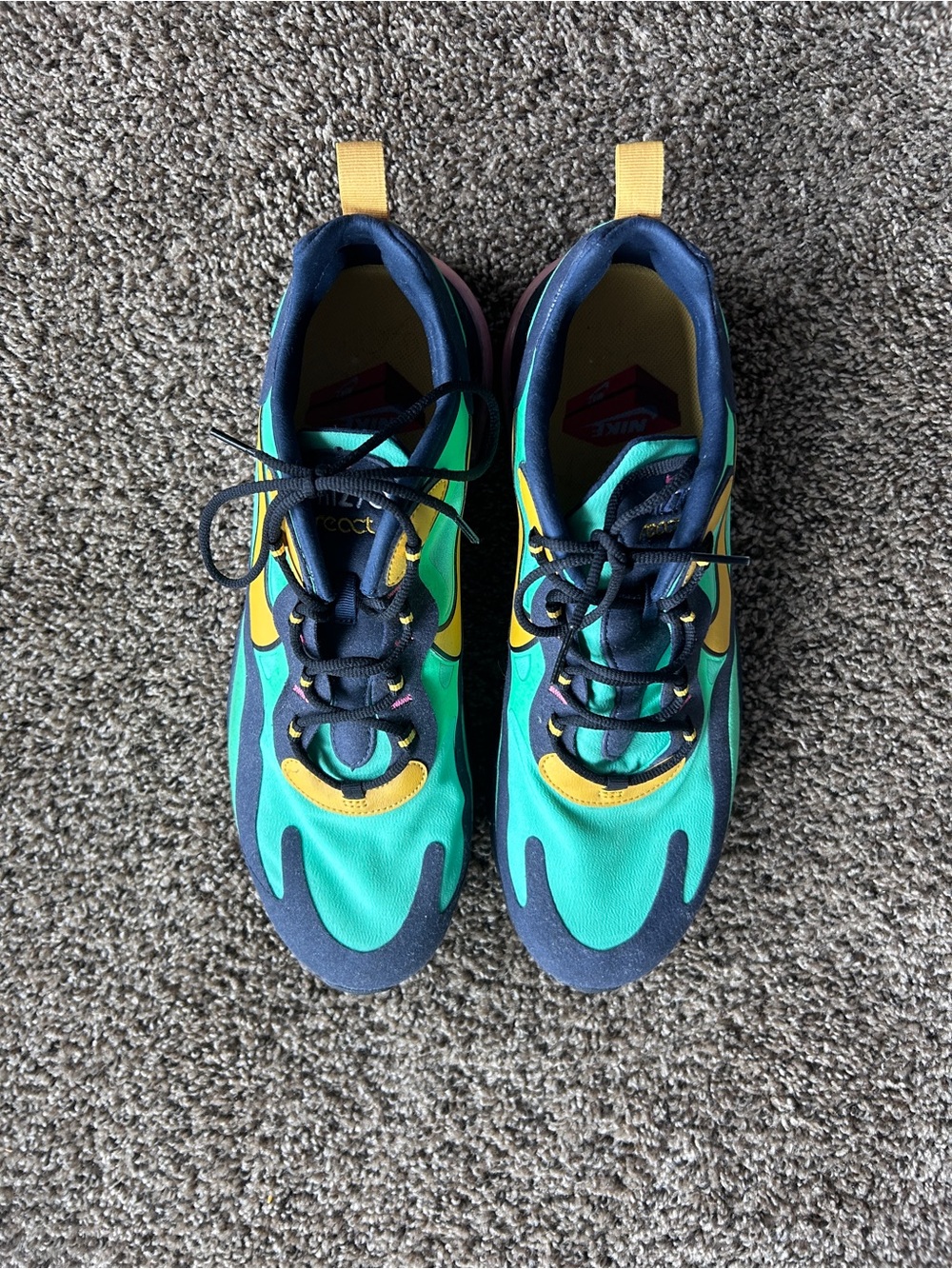 Nike Men’s 270 React